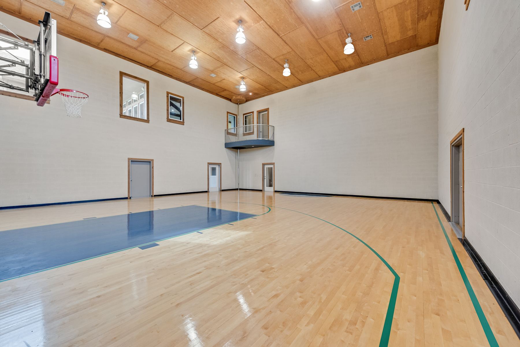 Private basketball half court
